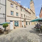 Moderne Wohnung Im Zentrum Der Altstadt - Altbau Flair, Wlan